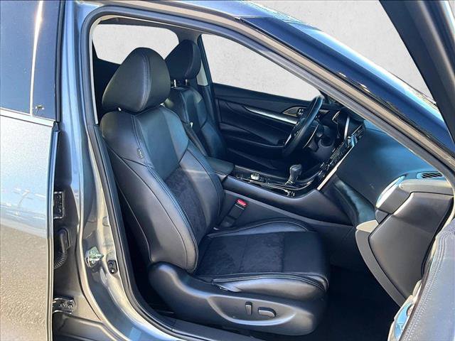Used 2017 Nissan Maxima SR w/ Midnight Edition FWD image 9