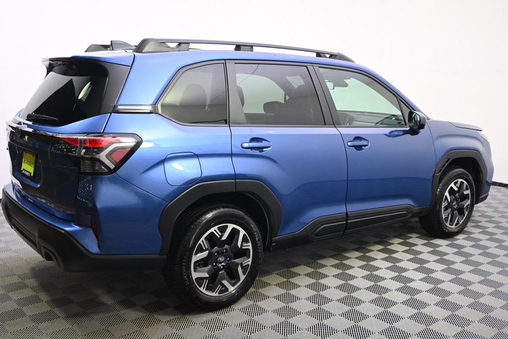 Used 2026 Subaru Forester Premium AWD/4WD image 7