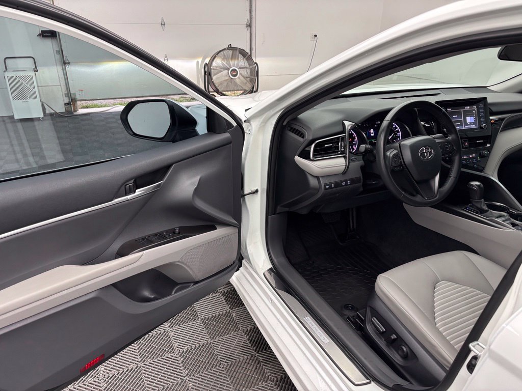 Used 2024 Toyota Camry SE AWD/4WD image 14