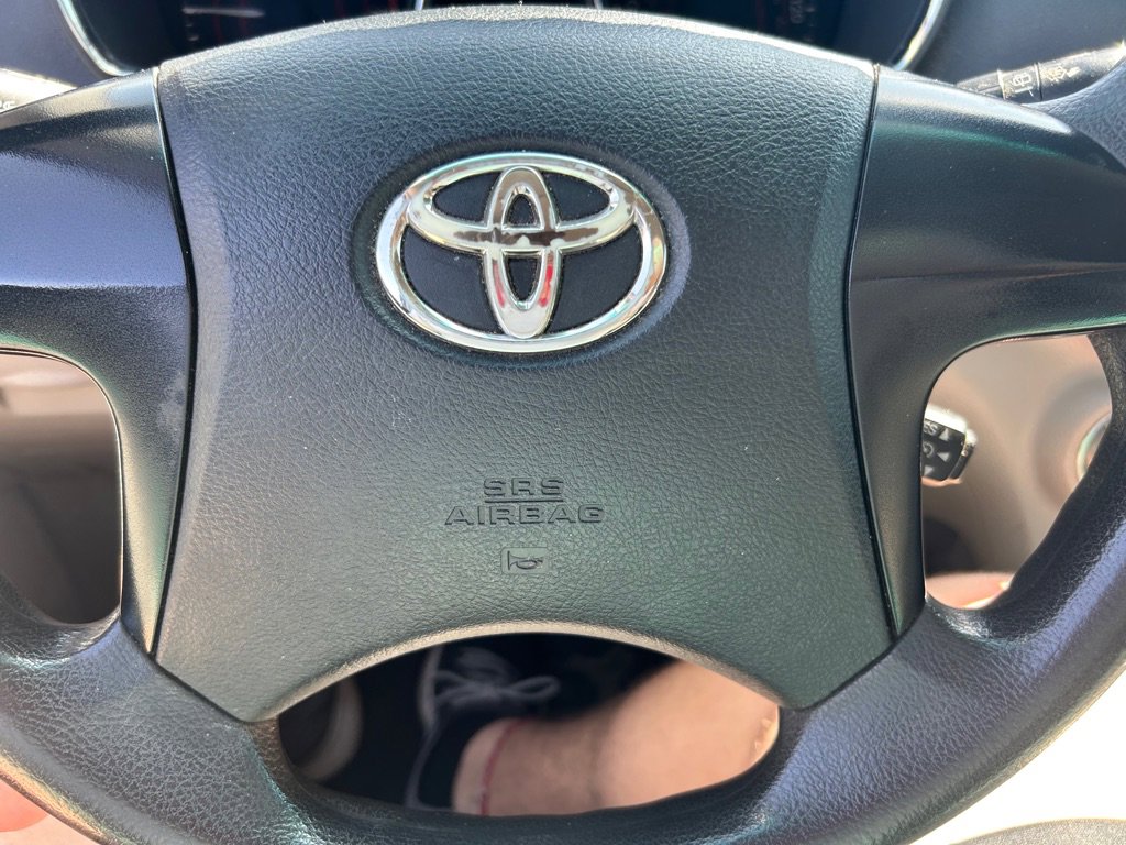 Used 2011 Toyota Highlander 2WD image 14