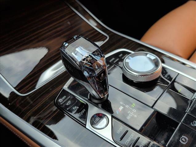 Used 2020 BMW X7 M50i AWD/4WD image 15