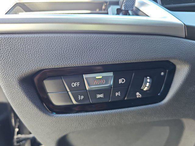 New 2025 BMW 330i xDrive Sedan w/ M Sport Package image 29