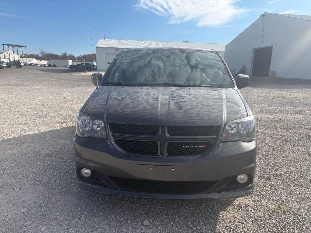 Used 2019 Dodge Grand Caravan GT image 2