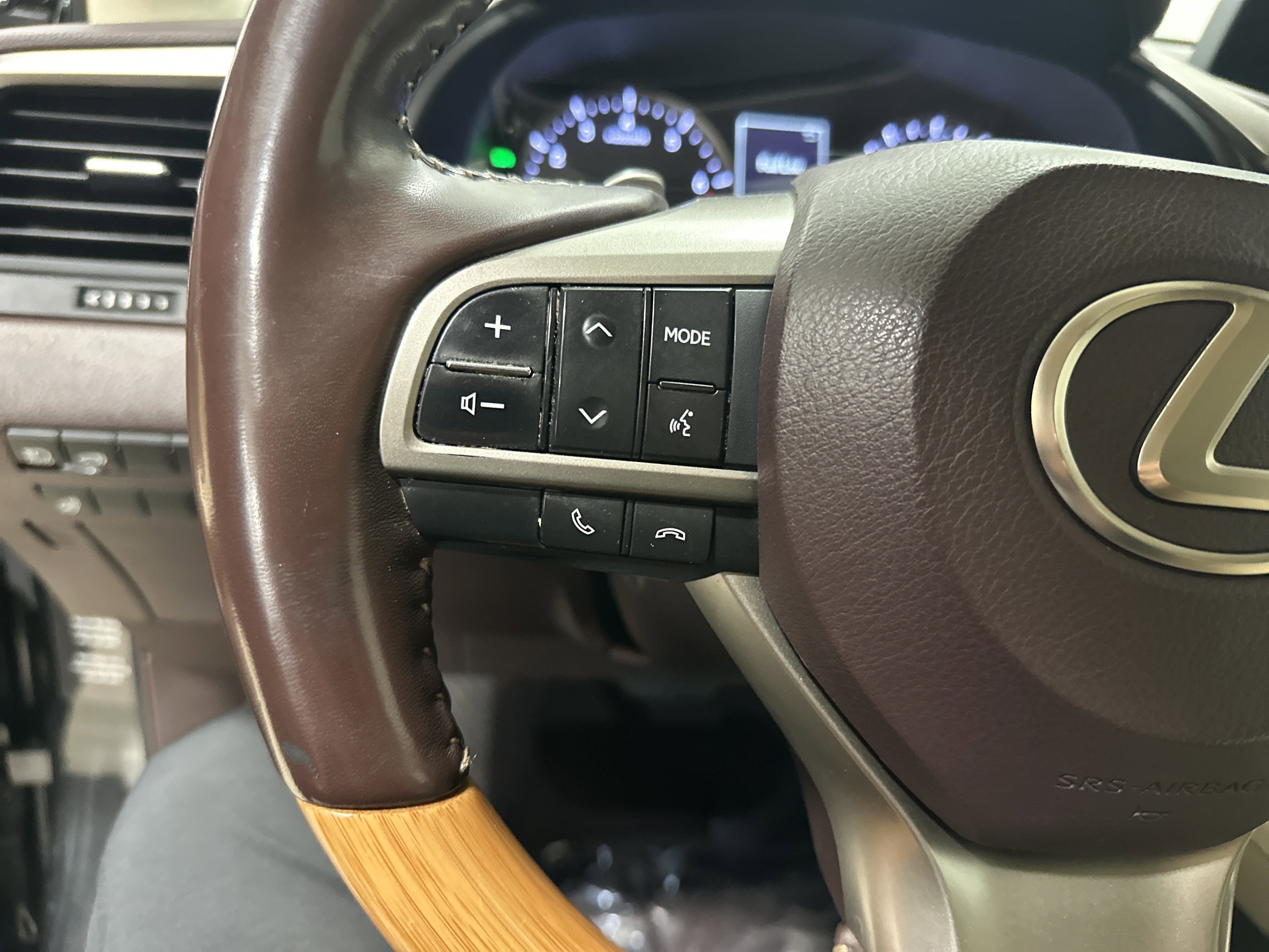 Used 2020 Lexus RX 350 FWD w/ Premium Package image 19