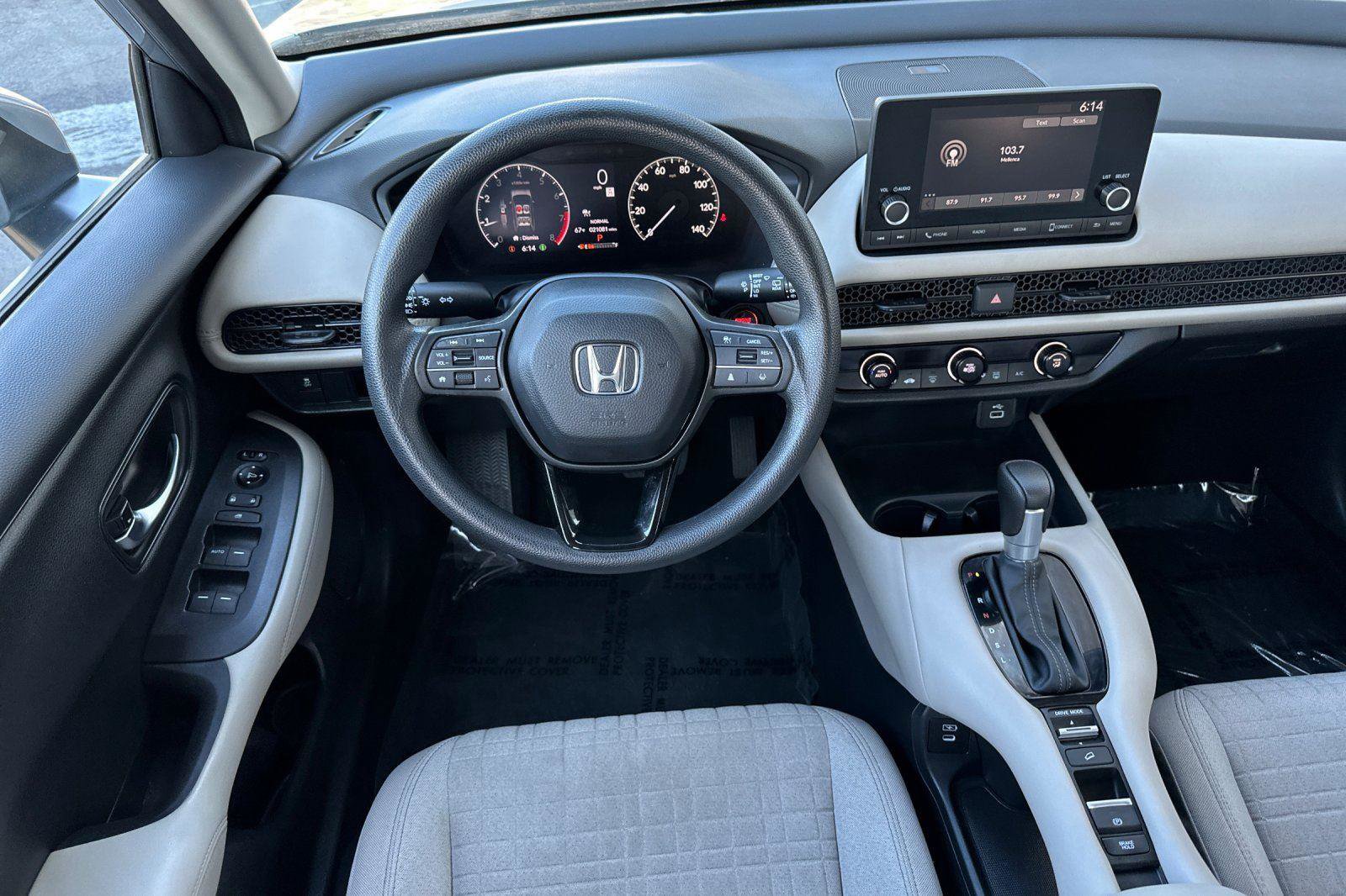 Certified 2025 Honda HR-V LX image 13