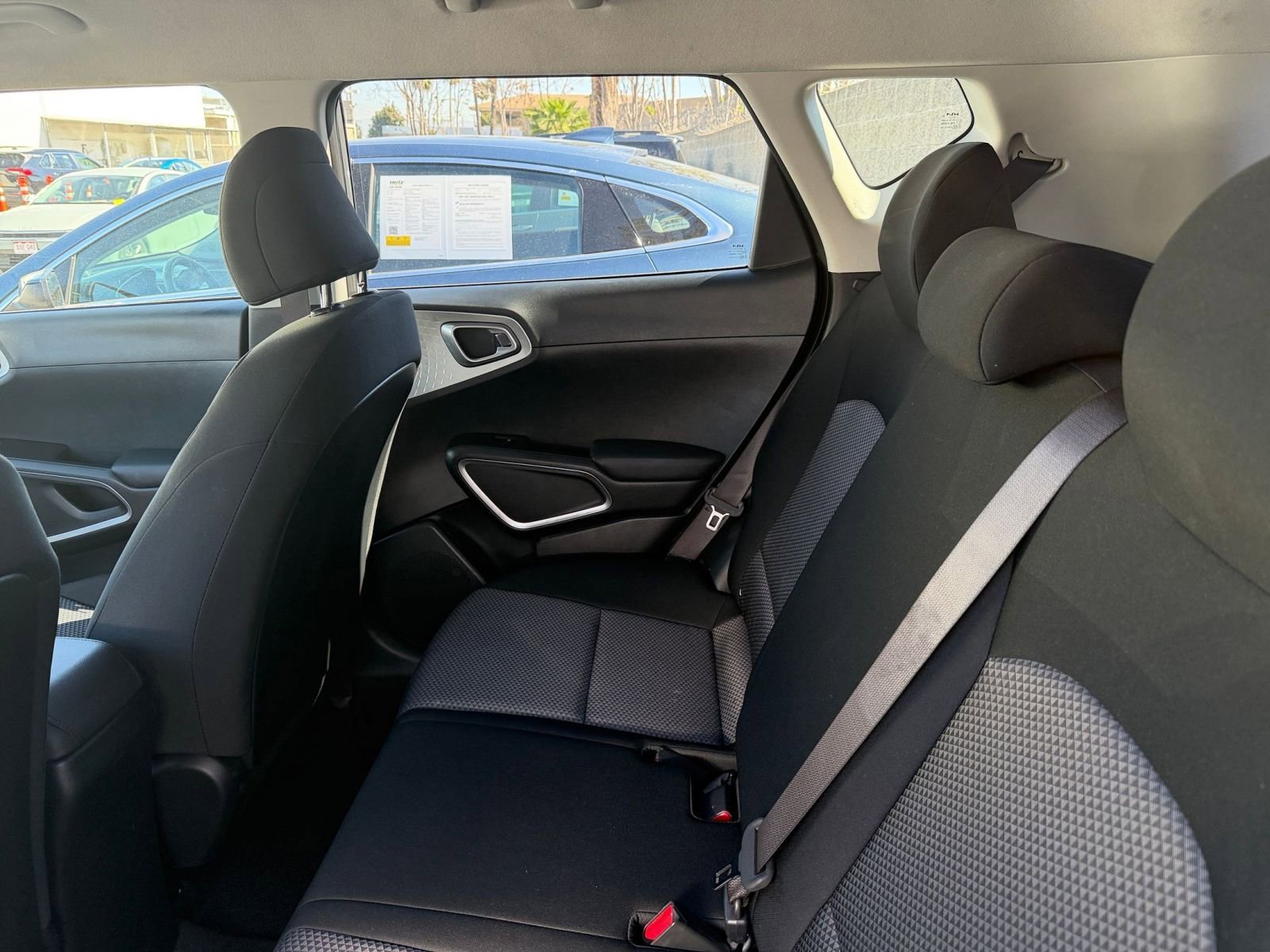 Used 2025 Kia Soul LX w/ LX Technology Package image 37