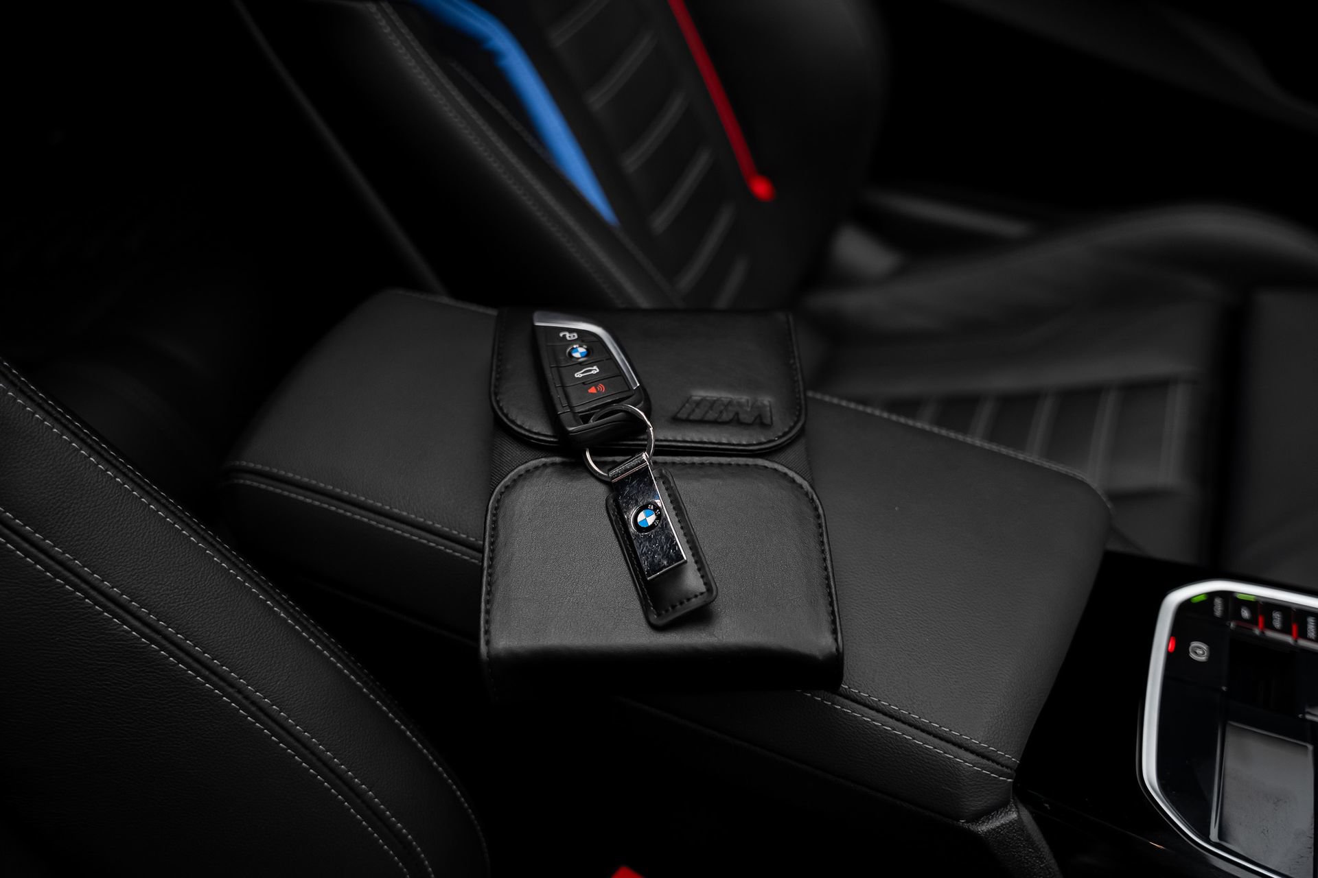 Used 2023 BMW M2 RWD image 81