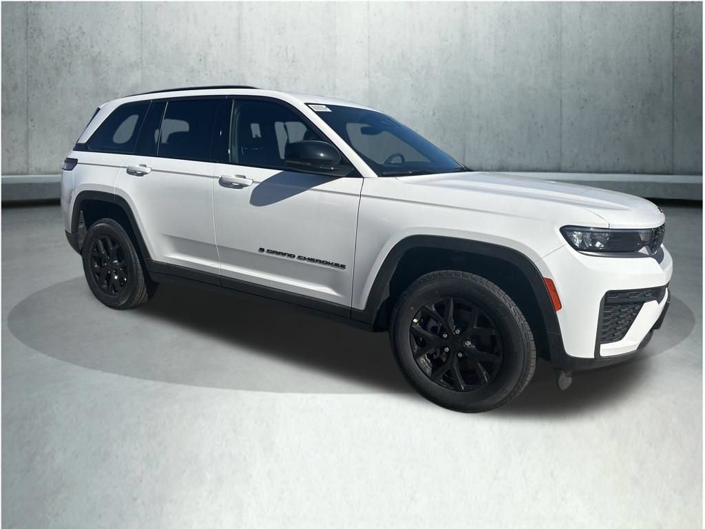New 2026 Jeep Grand Cherokee Altitude AWD/4WD image 8
