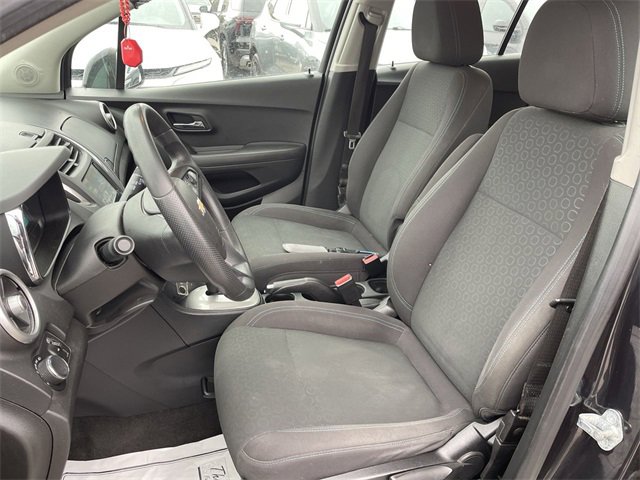 Used 2016 Chevrolet Trax LS w/ LPO, Cargo Package image 11