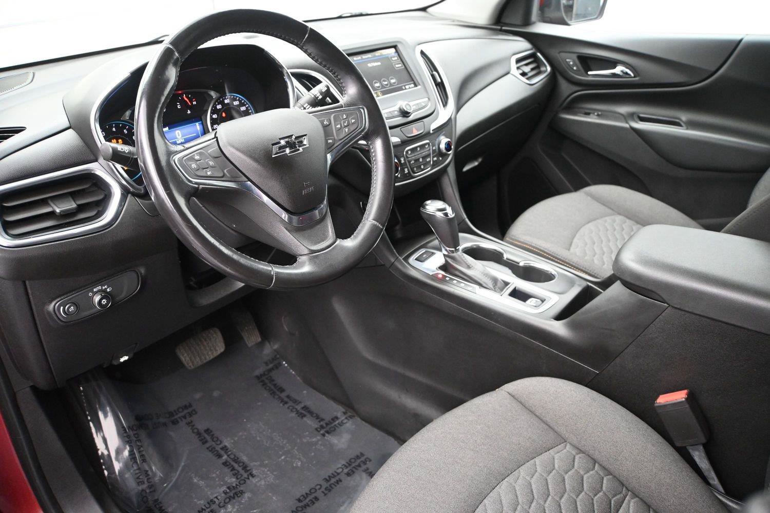 Used 2019 Chevrolet Equinox LT AWD/4WD image 2