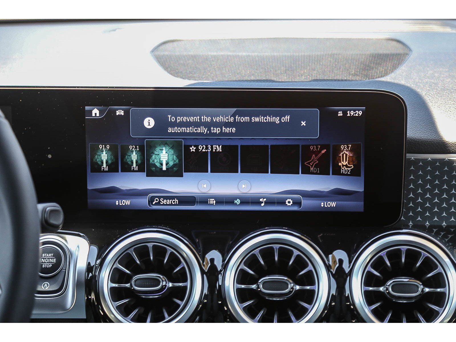New 2026 Mercedes-Benz GLB 250 image 12