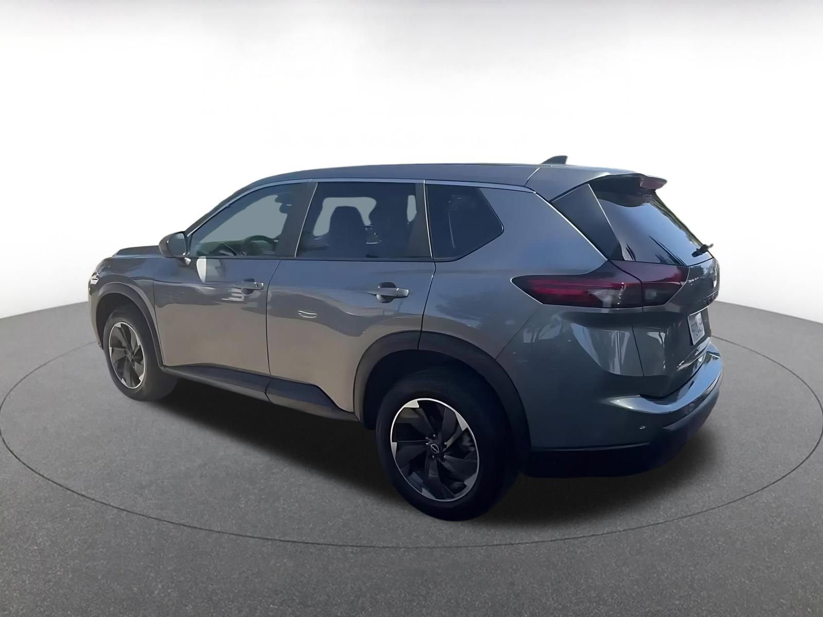 Used 2025 Nissan Rogue SV FWD image 10