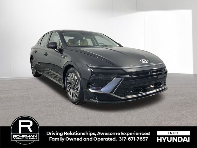 Used 2025 Hyundai Sonata Limited image 3