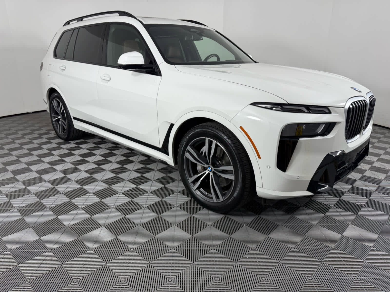 Certified 2024 BMW X7 xDrive40i w/ M Sport Package