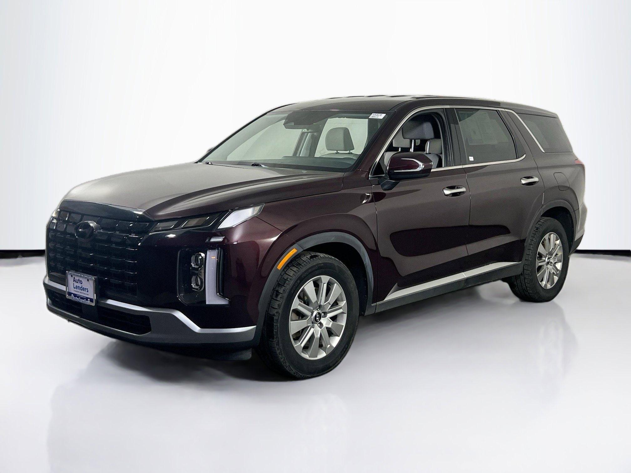 Used 2023 Hyundai Palisade SE image 1