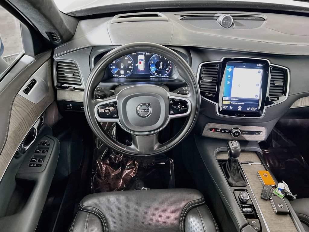 Used 2021 Volvo XC90 T6 Inscription w/ Lounge Package AWD/4WD image 22