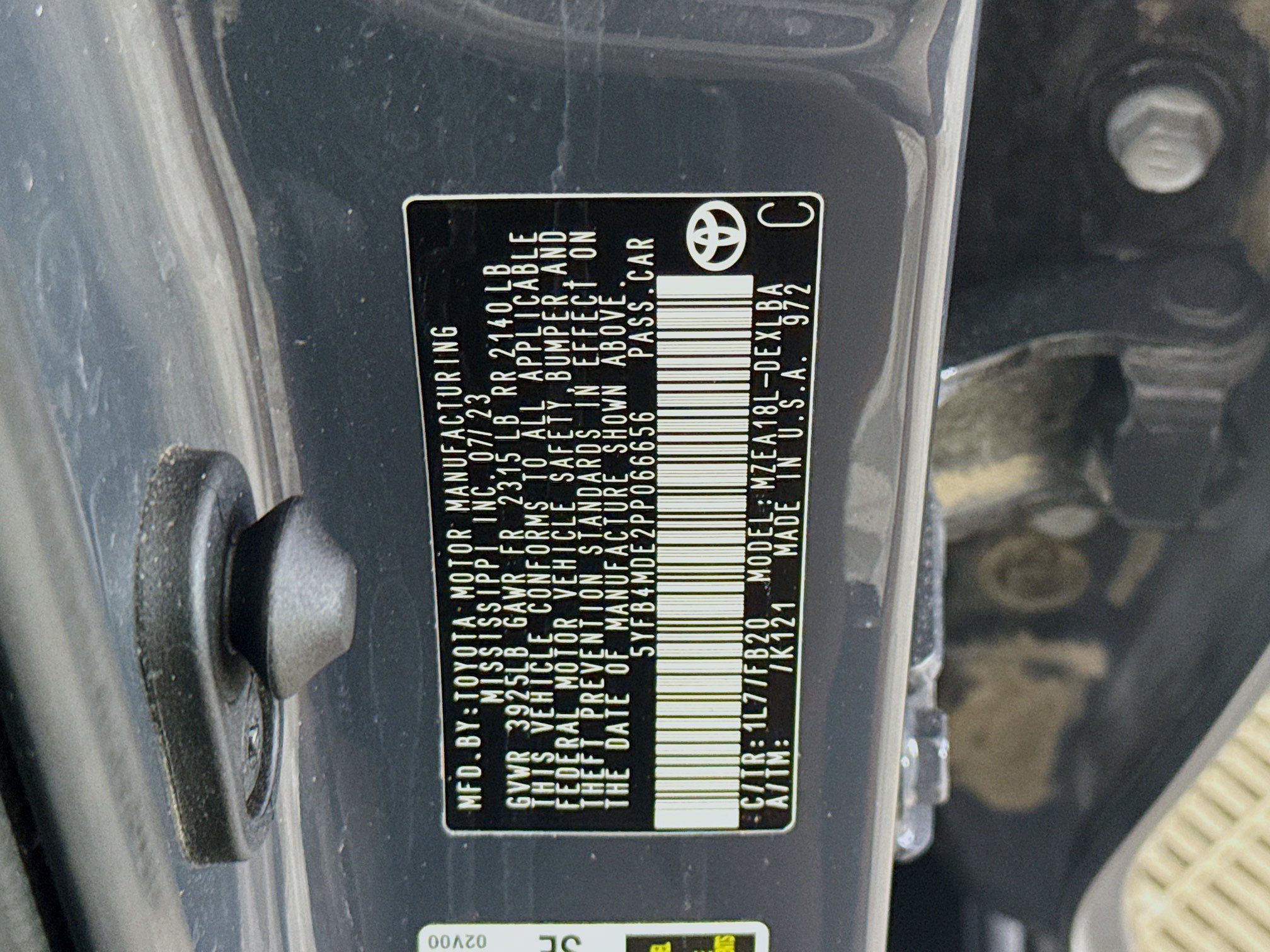 Used 2023 Toyota Corolla LE FWD image 39