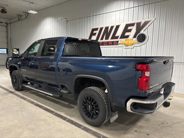 Used 2022 Chevrolet Silverado 3500 LT w/ Convenience Package image 10