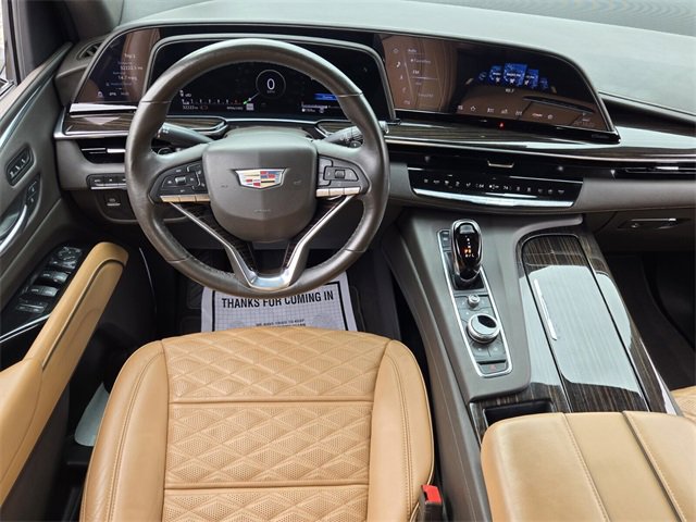 Used 2021 Cadillac Escalade Premium Luxury w/ Driver Assist Tech Package image 17