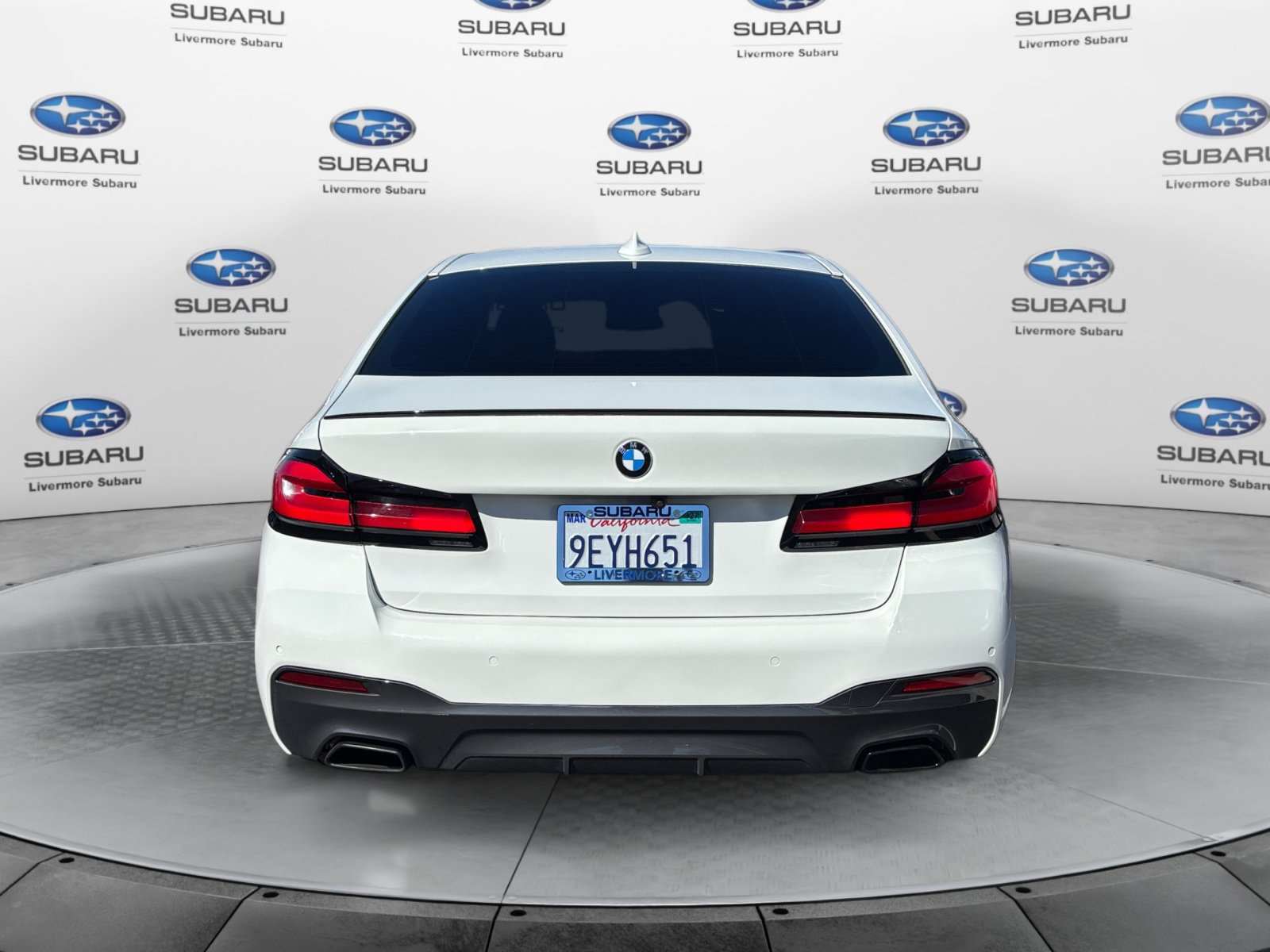 Used 2023 BMW 530i w/ M Sport Package RWD image 5