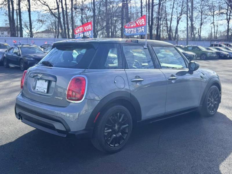 Used 2022 MINI Cooper 4-Door Hardtop FWD image 6