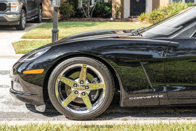 Used 2008 Chevrolet Corvette Coupe w/ Preferred Equipment Group RWD image 4
