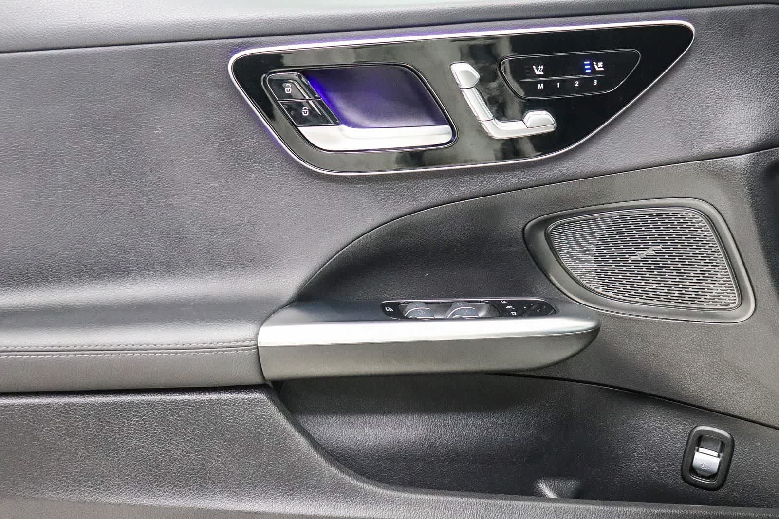 Used 2024 Mercedes-Benz C 300 Sedan image 24