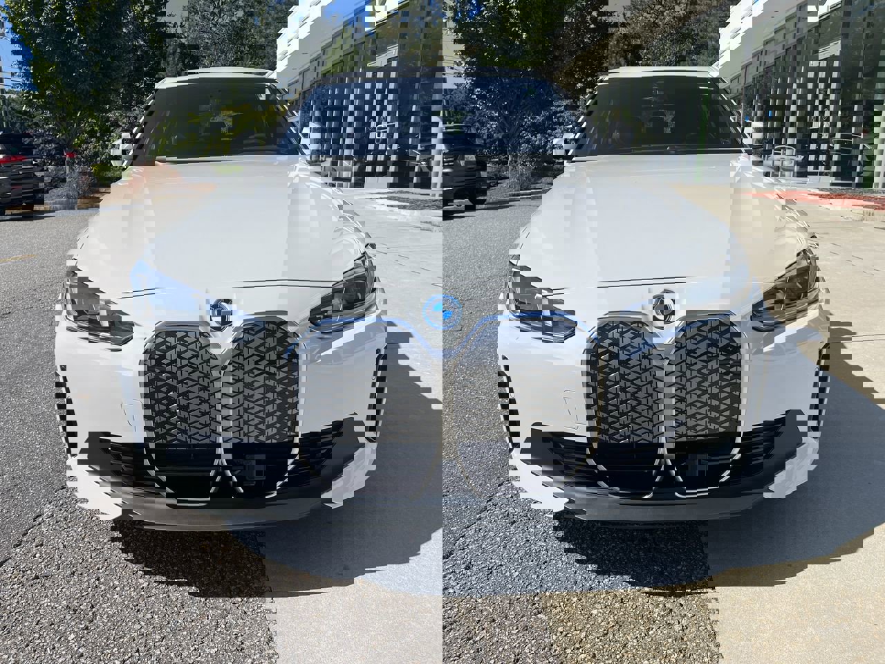 Used 2025 BMW i4 eDrive40 w/ Premium Package image 10