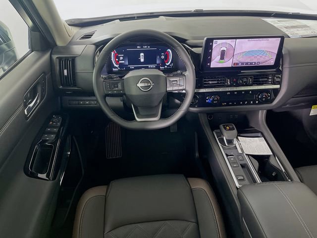 New 2026 Nissan Pathfinder Platinum image 17