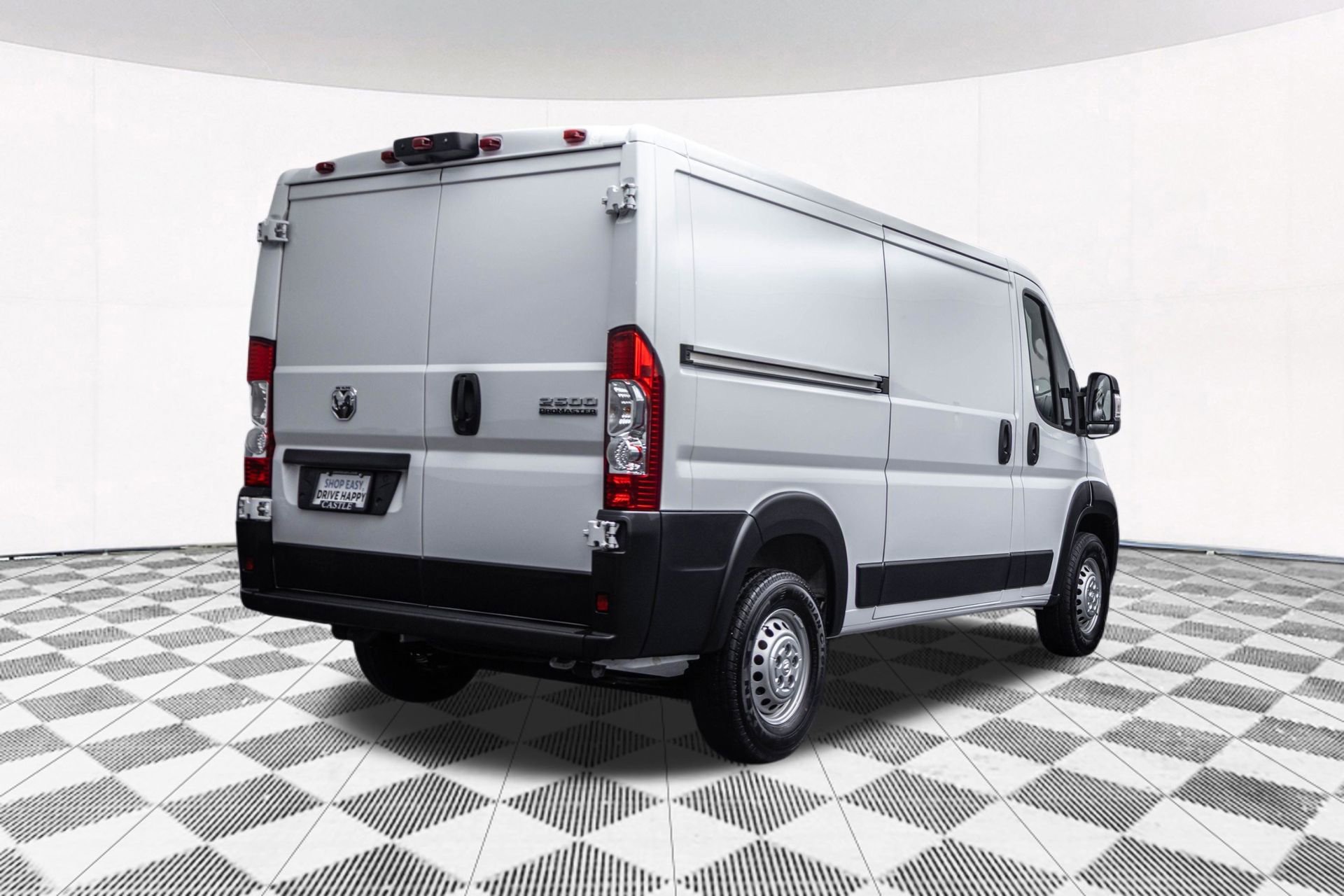 Used 2025 RAM ProMaster 2500 w/ Convenience Group FWD image 12
