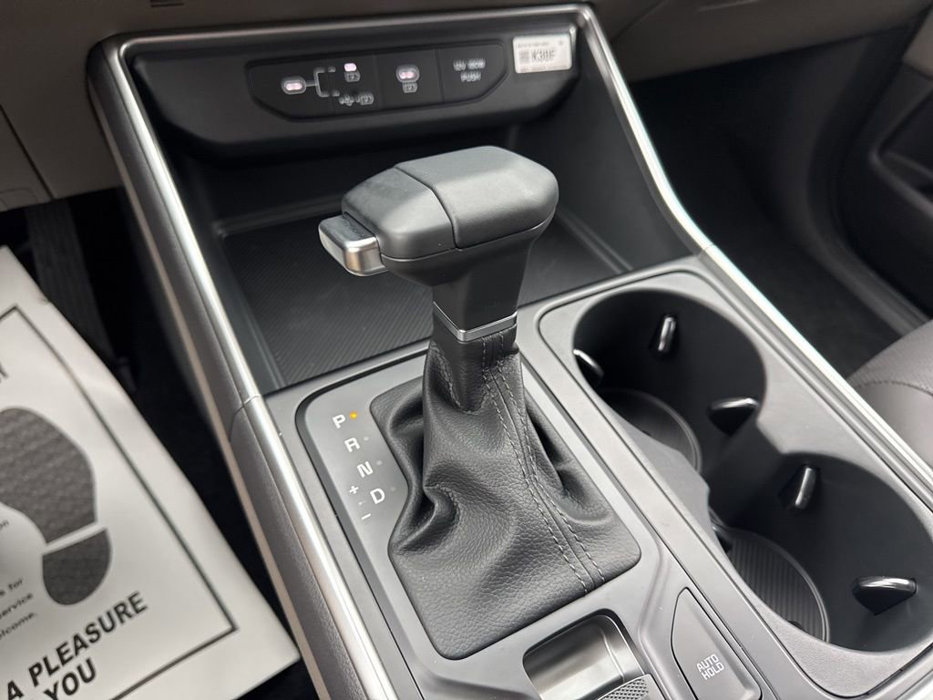 New 2026 Kia Carnival image 6