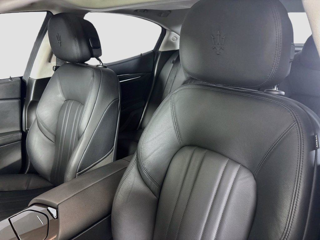 Used 2022 Maserati Ghibli GT RWD image 22