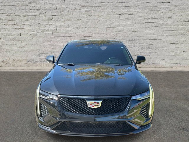 Used 2022 Cadillac CT4 V RWD image 7