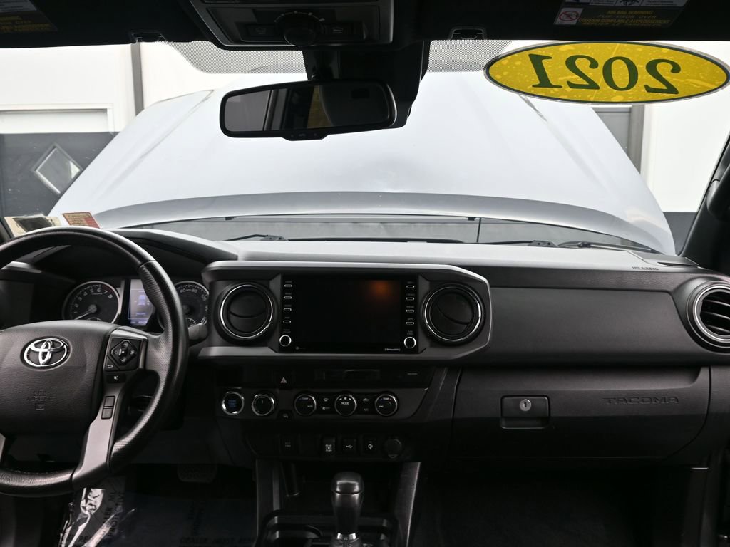 Used 2021 Toyota Tacoma TRD Off-Road image 12