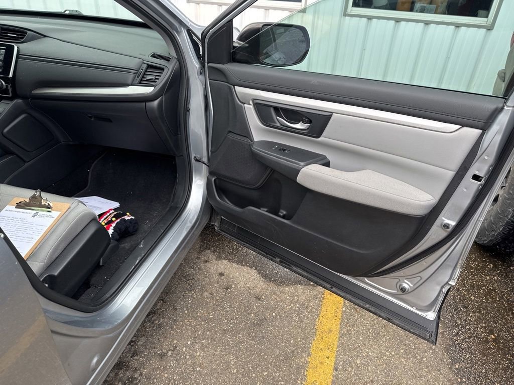 Used 2020 Honda CR-V LX image 17