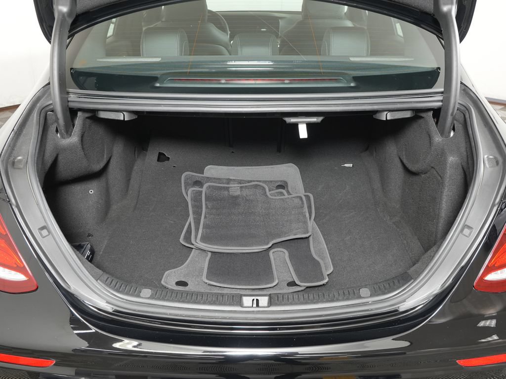 Certified 2020 Mercedes-Benz E 350 4MATIC Sedan image 34