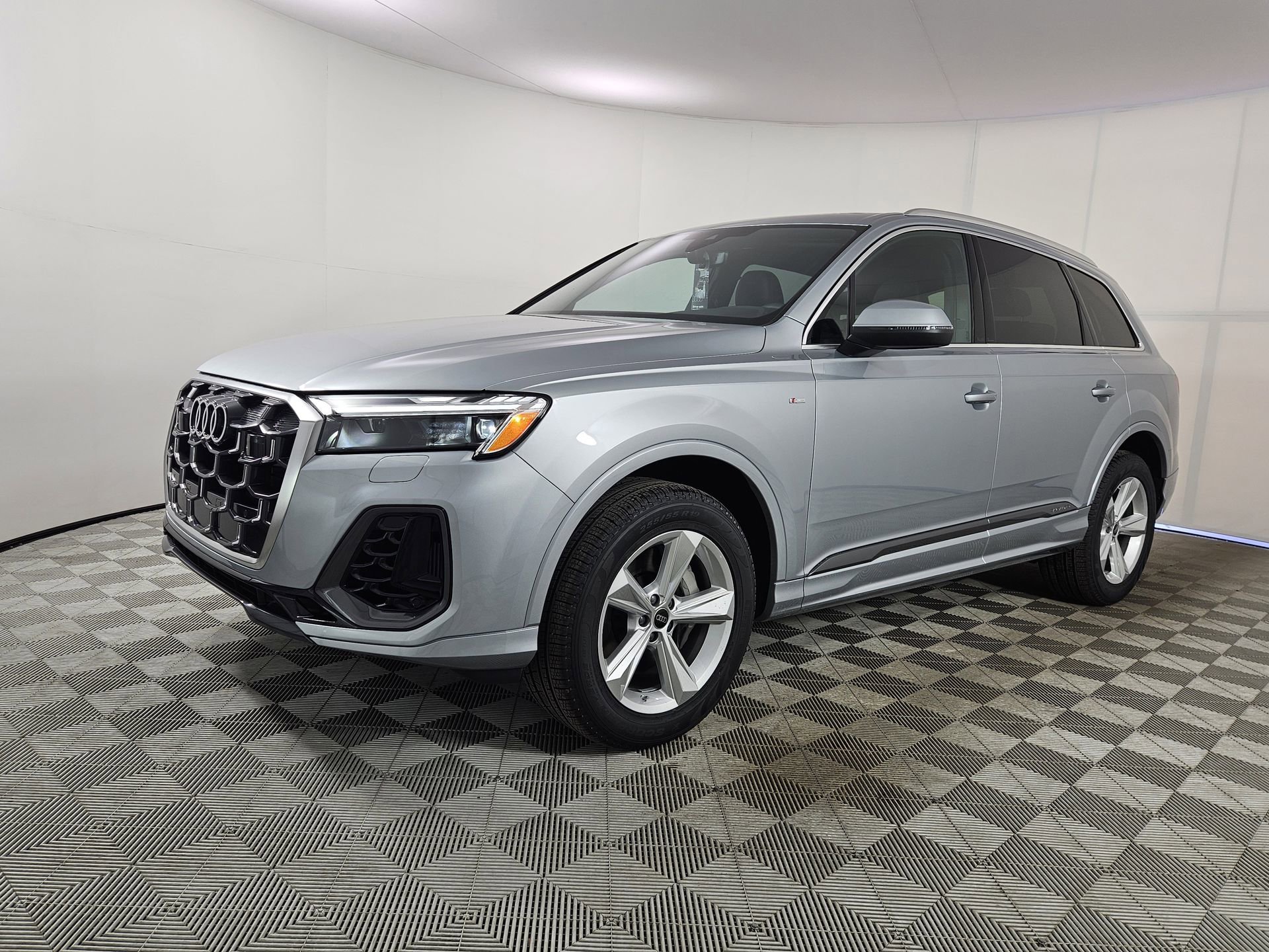 New 2026 Audi Q7 3.0T Premium AWD/4WD image 3