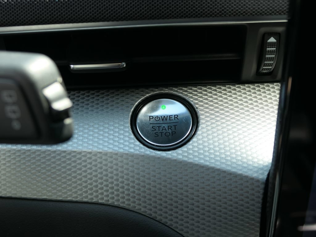 Used 2023 Ford Mustang Mach-E Select RWD image 15