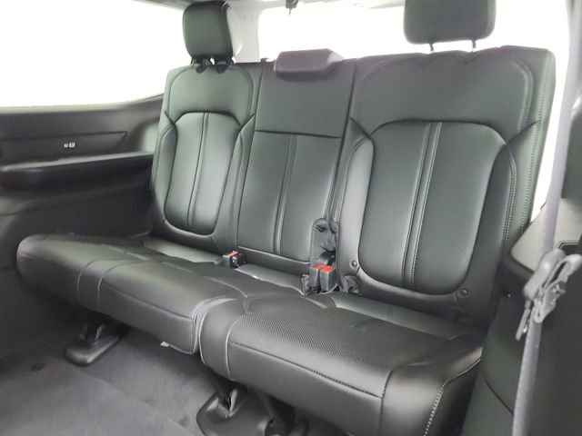 New 2026 Jeep Grand Wagoneer image 35