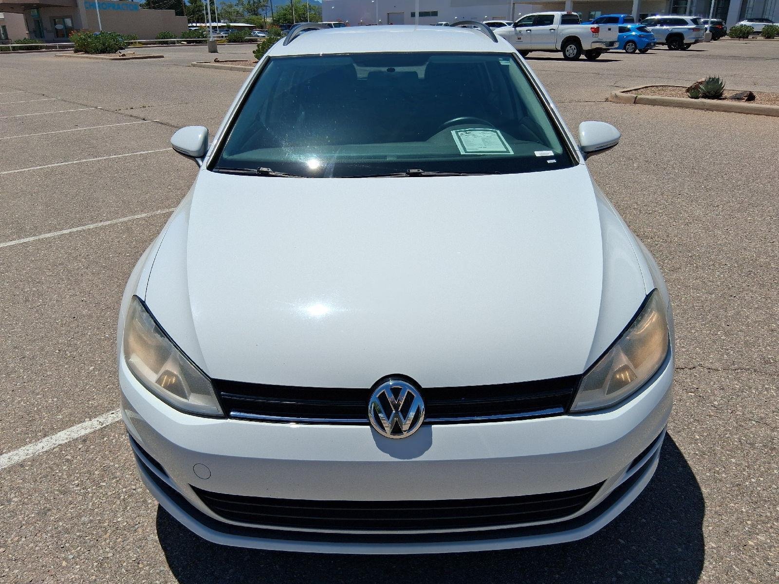 Used 2017 Volkswagen Golf SportWagen FWD image 8