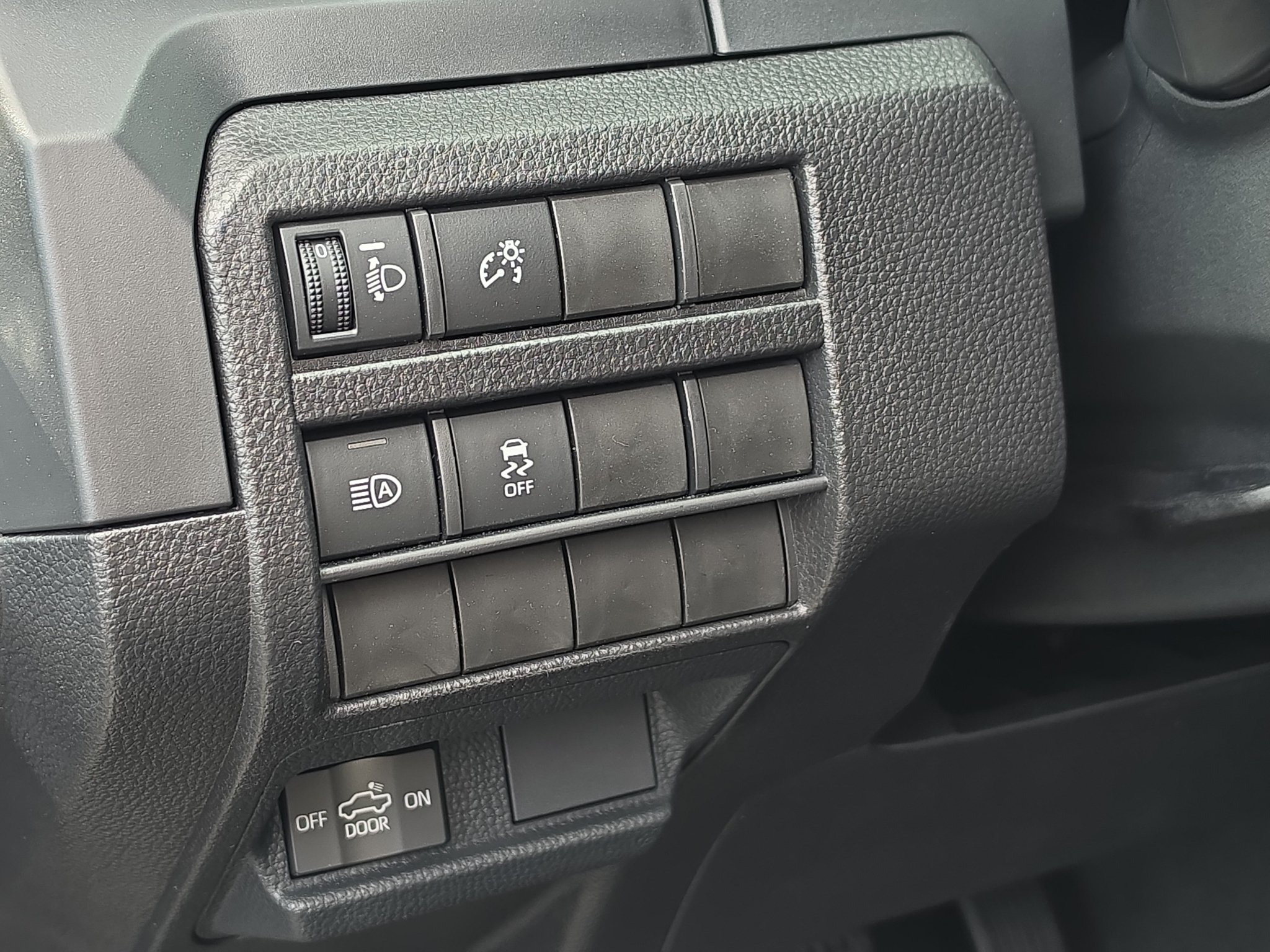 New 2026 Toyota Tacoma SR AWD/4WD image 23