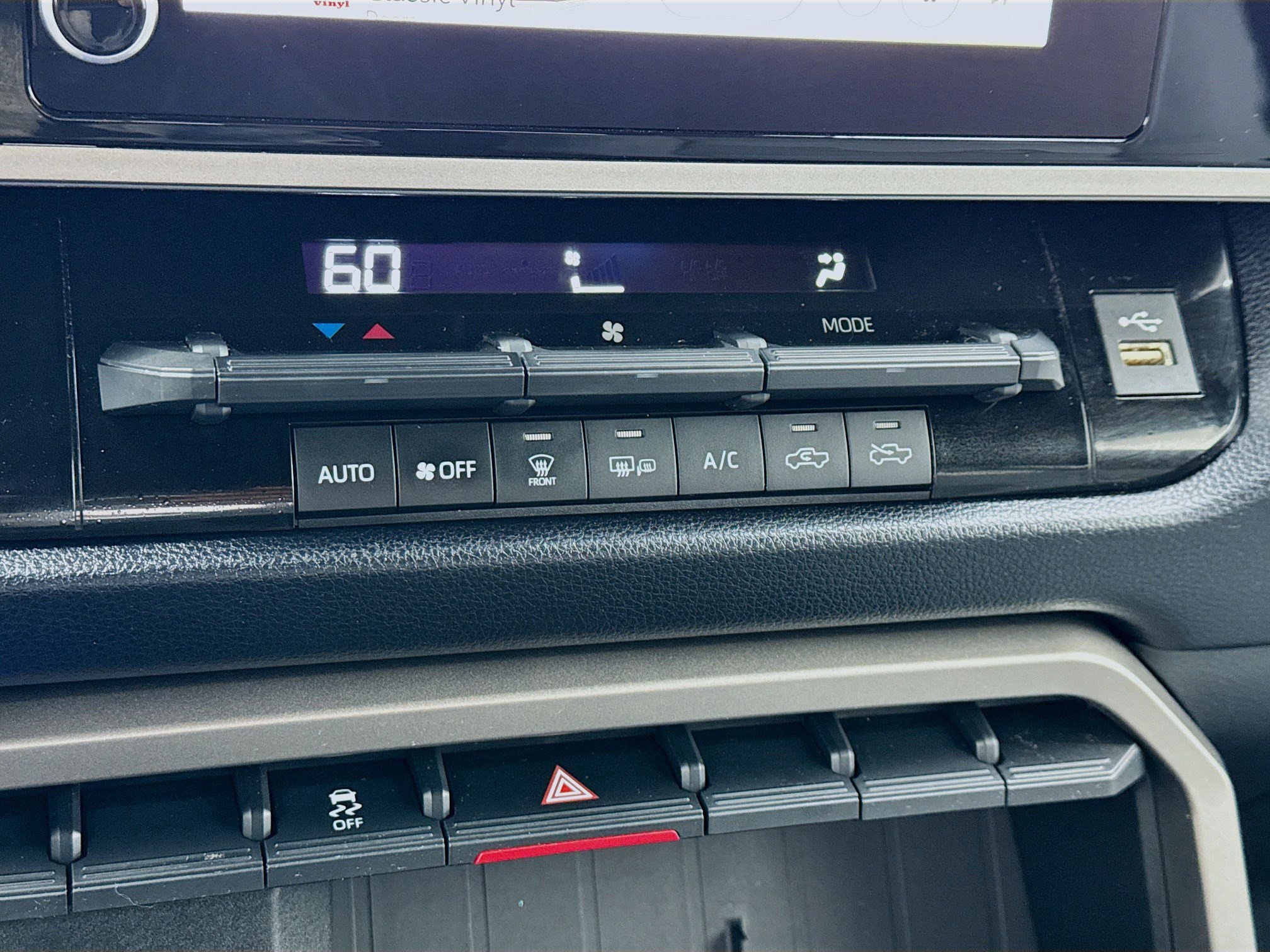 Used 2025 Toyota Tundra SR5 w/ SR5 Convenience Package image 12