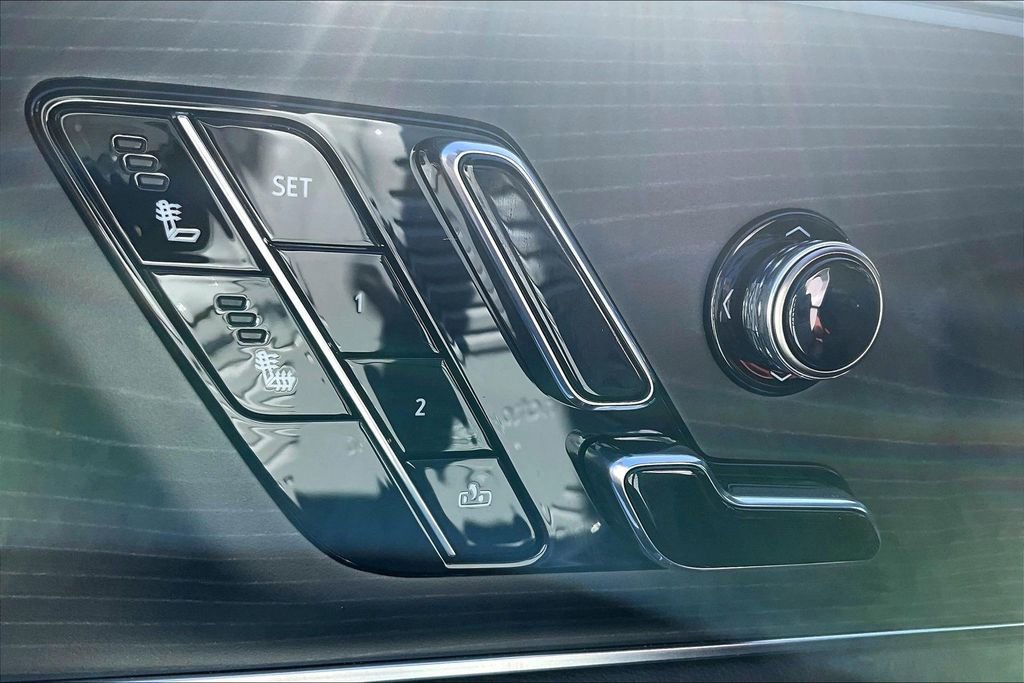 New 2026 Cadillac Lyriq Luxury image 20