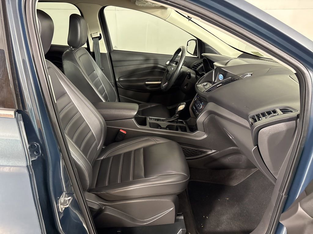 Used 2019 Ford Escape SEL image 13