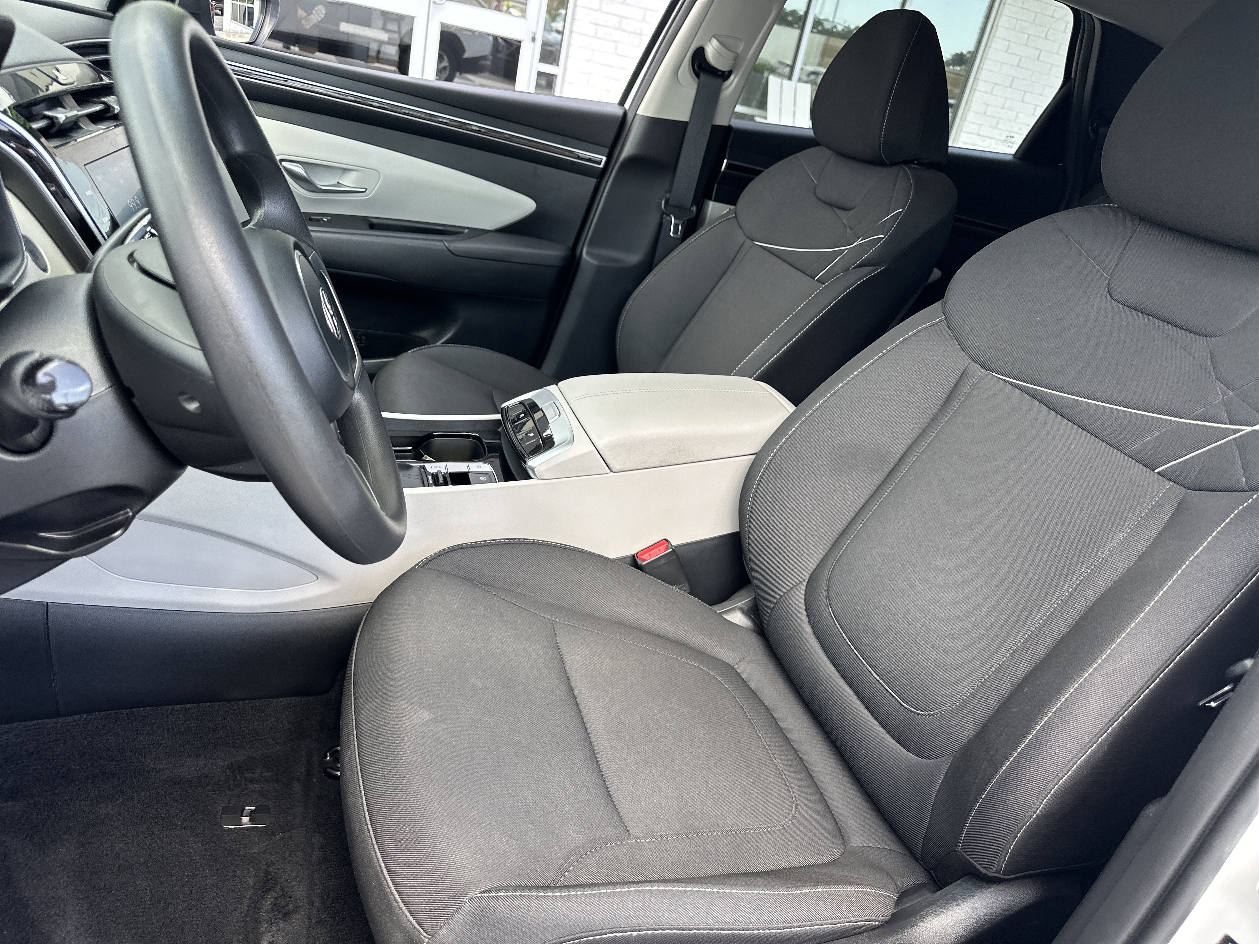 Used 2023 Hyundai Tucson SEL image 11