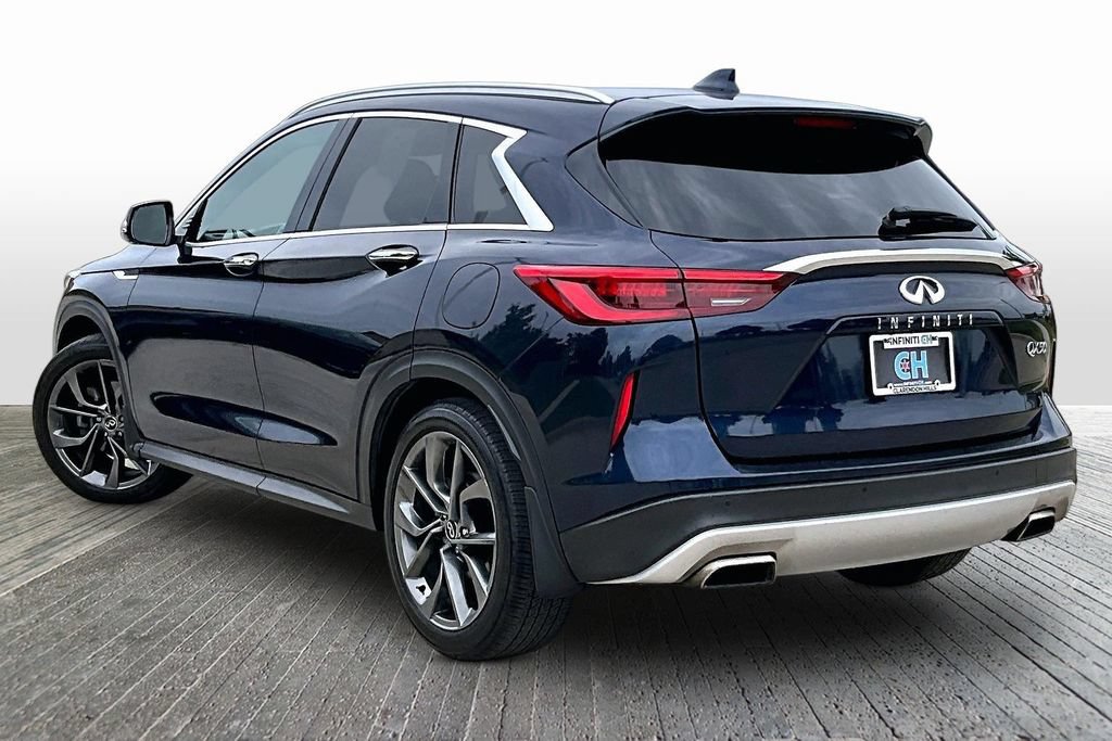 Certified 2019 INFINITI QX50 Essential w/ Sensory Package AWD/4WD image 6