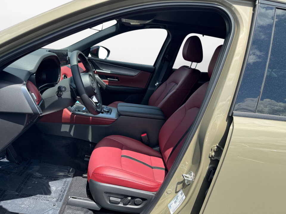 New 2025 MAZDA CX-70 Plug-In Hybrid w/ Premium Plus AWD/4WD image 9