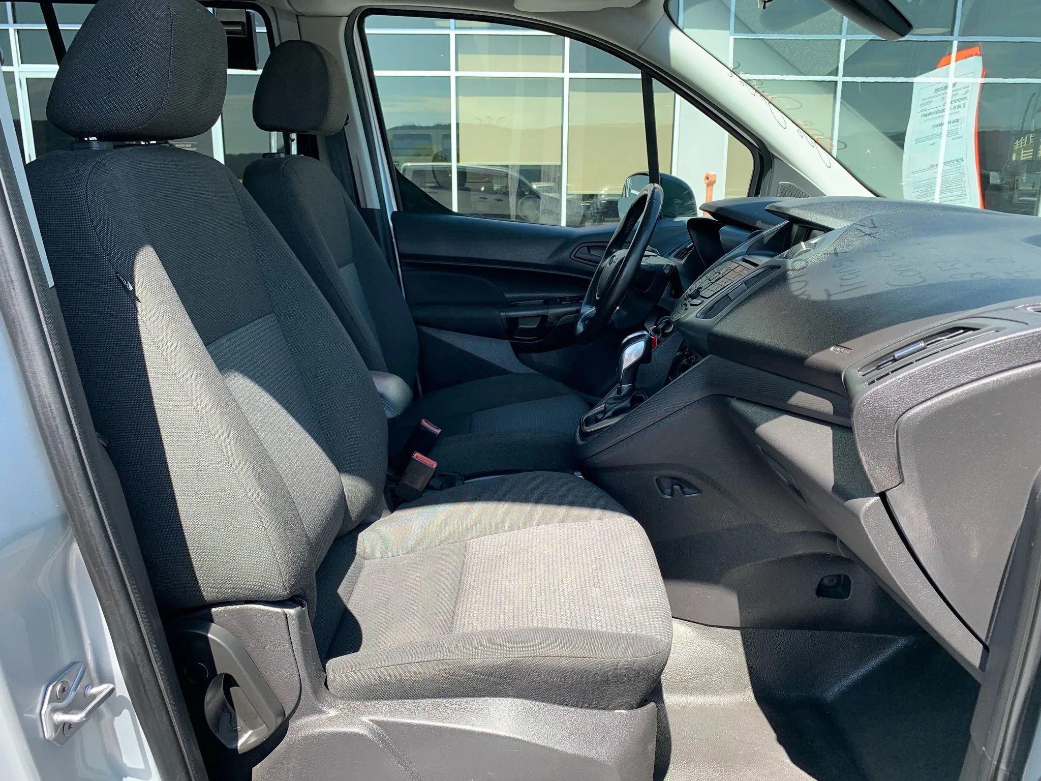 Used 2016 Ford Transit Connect XL image 20