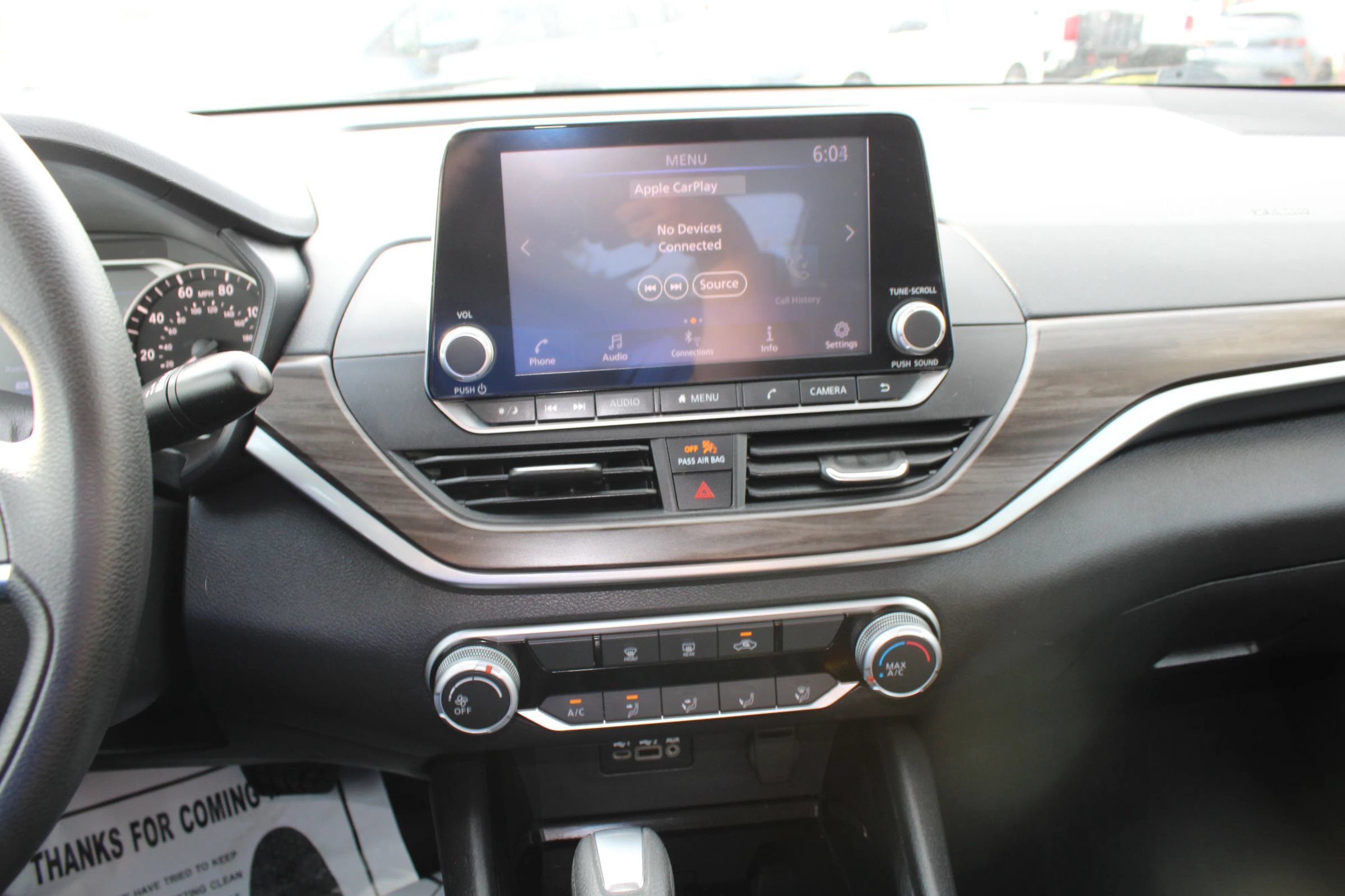 Used 2024 Nissan Altima 2.5 SV FWD image 13