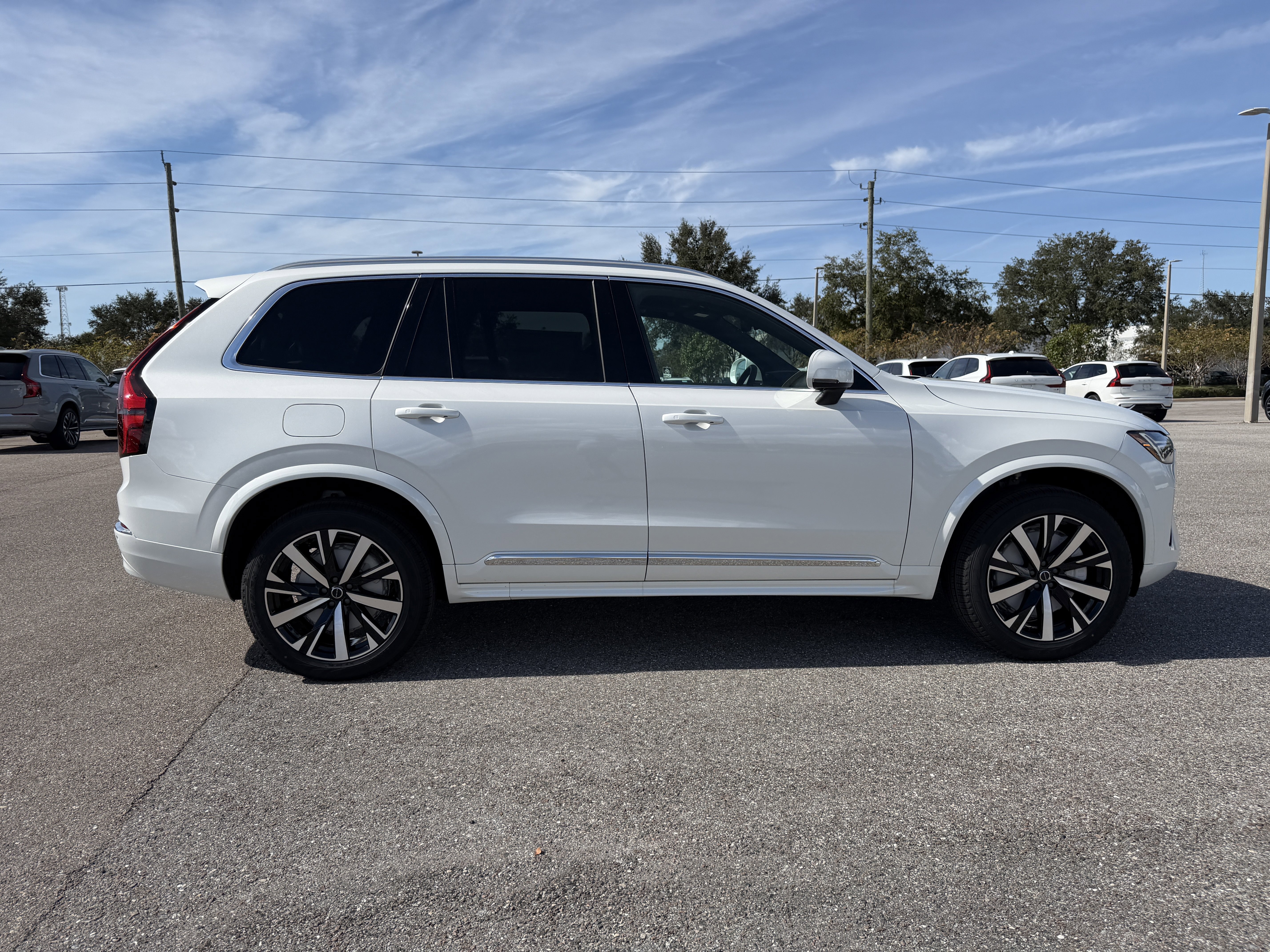 New 2026 Volvo XC90 B5 Core w/ Protection Package image 2